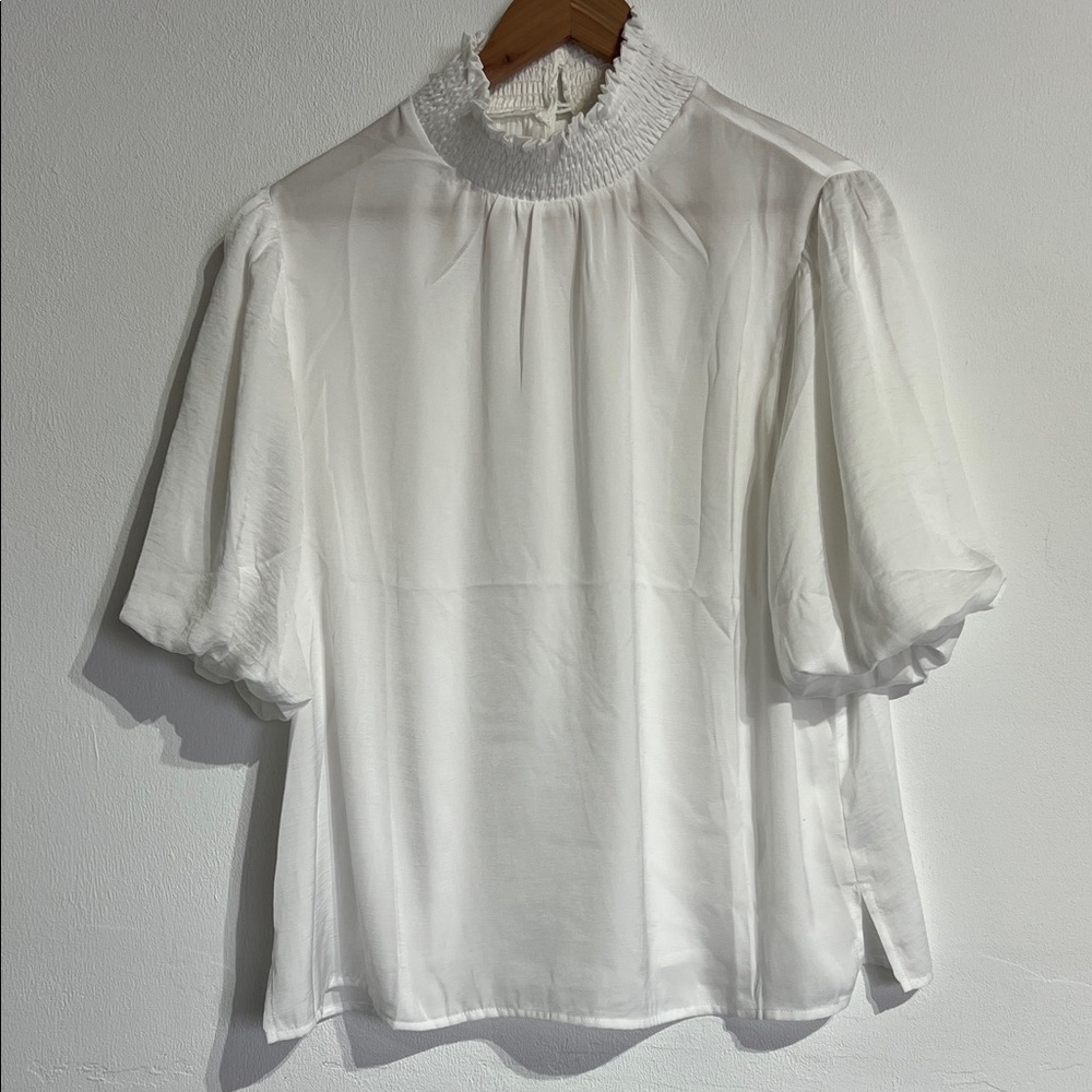 Oddy Elegant White Women's Top